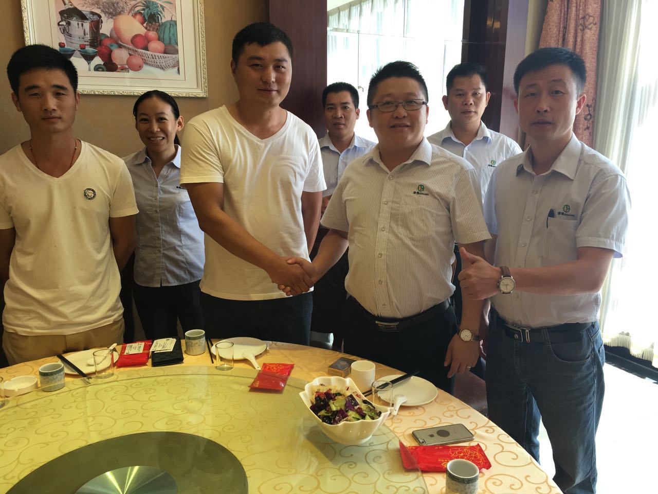 漆強(qiáng)化工家具漆廠家河北石家莊走訪客戶 漆強(qiáng)化工家具漆廠家河北石家莊走訪客戶